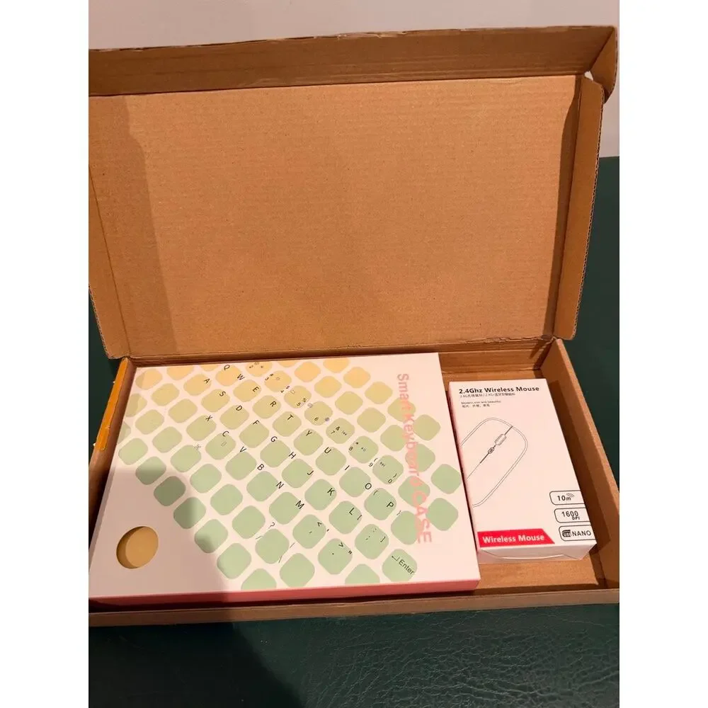 YEEHi iPad Mini 4 & 5 Keyboard Case with Mouse - Brand New In Box (Yellow)
